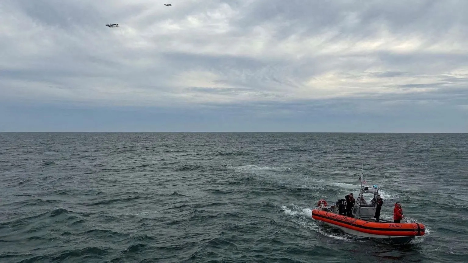 All passengers presumed dead after plane went missing off US coast