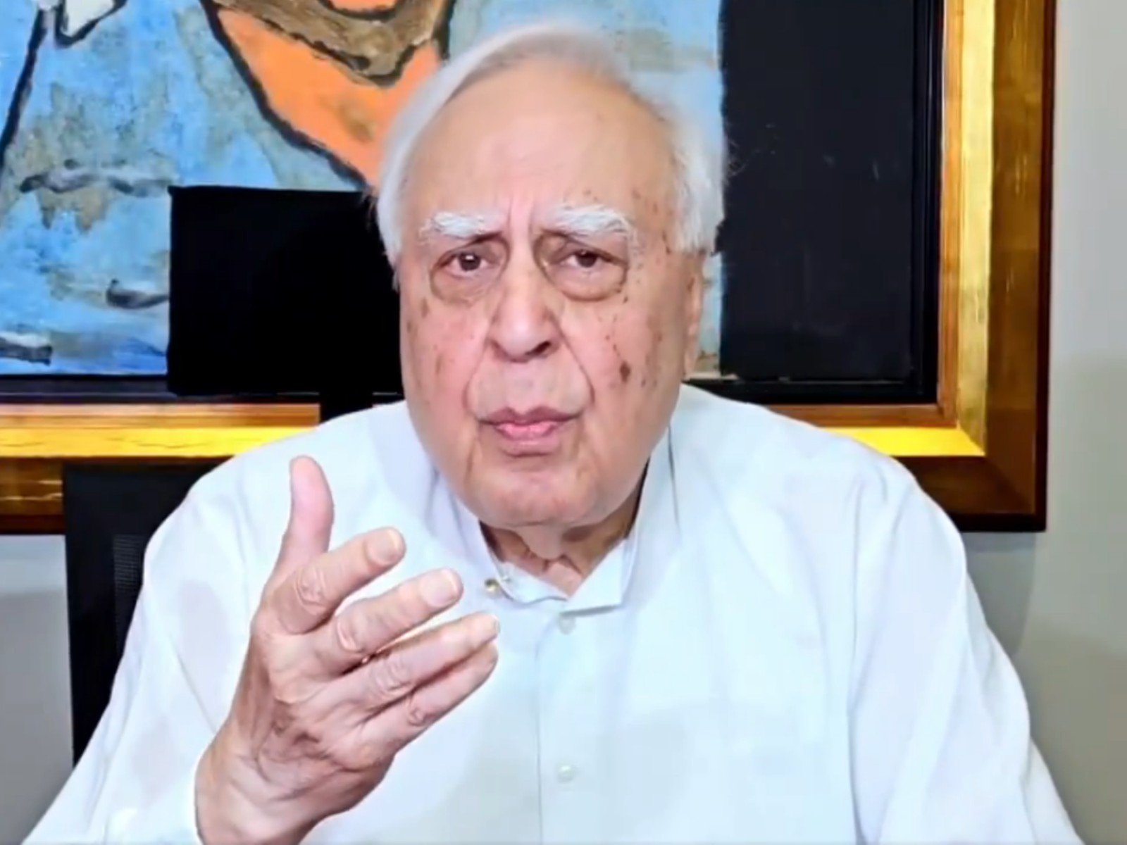 Kapil Sibal says any ONOE panel visit to SC for “discussion on bill is unconstitutional”
