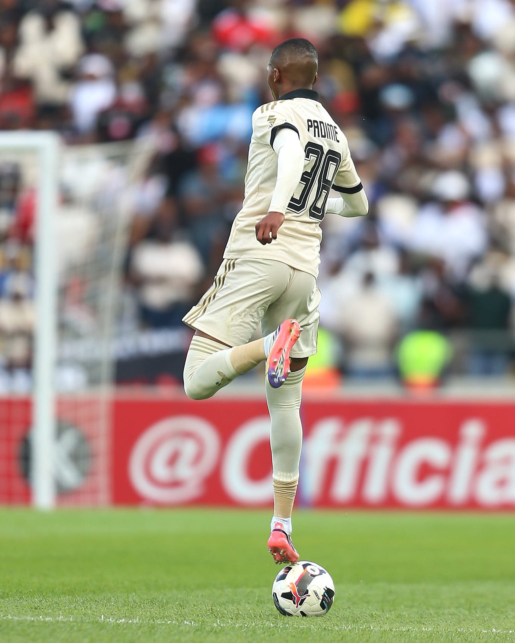 He Is Not A Defender—Sibisi Explodes In Fierce Defense Of Mpho Padime’s ‘Illegal’ Skills