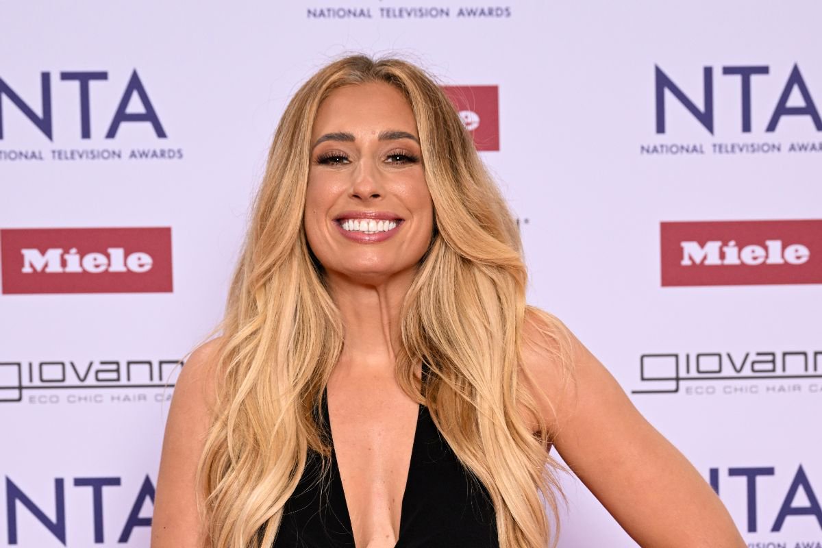 Stacey Solomon unveils new orange bathroom – but admits people might ‘hate’ it