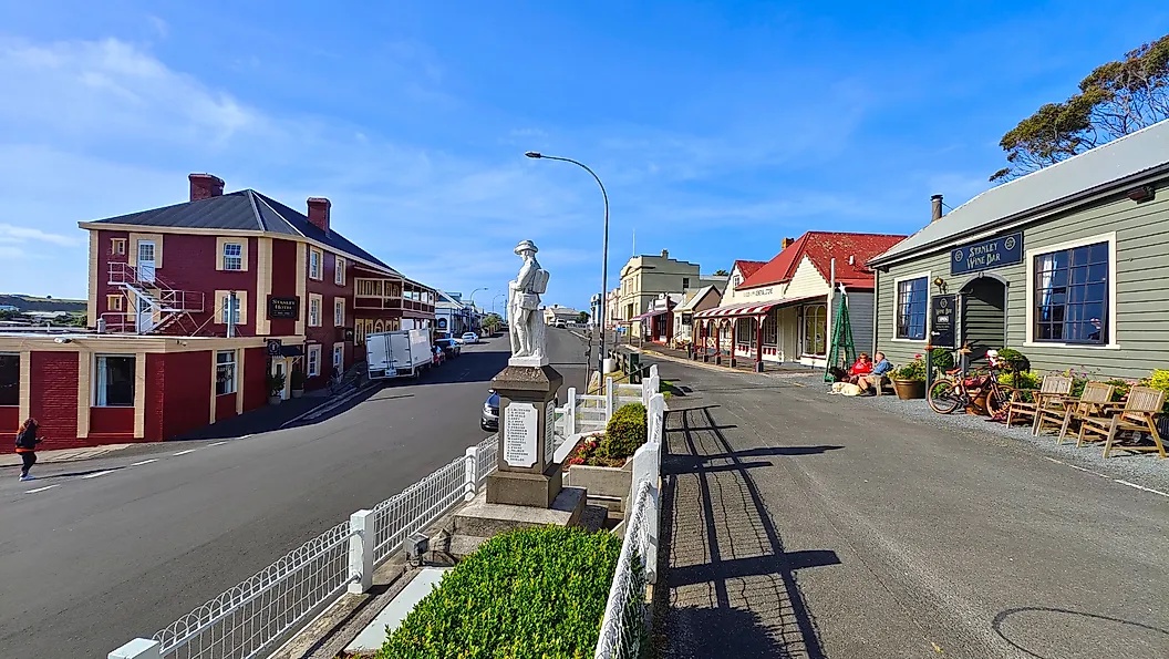 11 Small Towns in Tasmania with the Best Downtowns