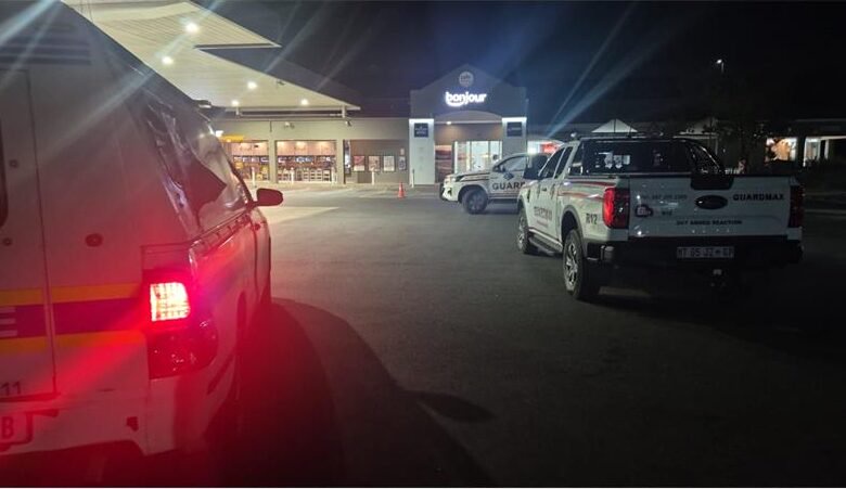 Gang bombs N14 filling station drop safe near Muldersdrift