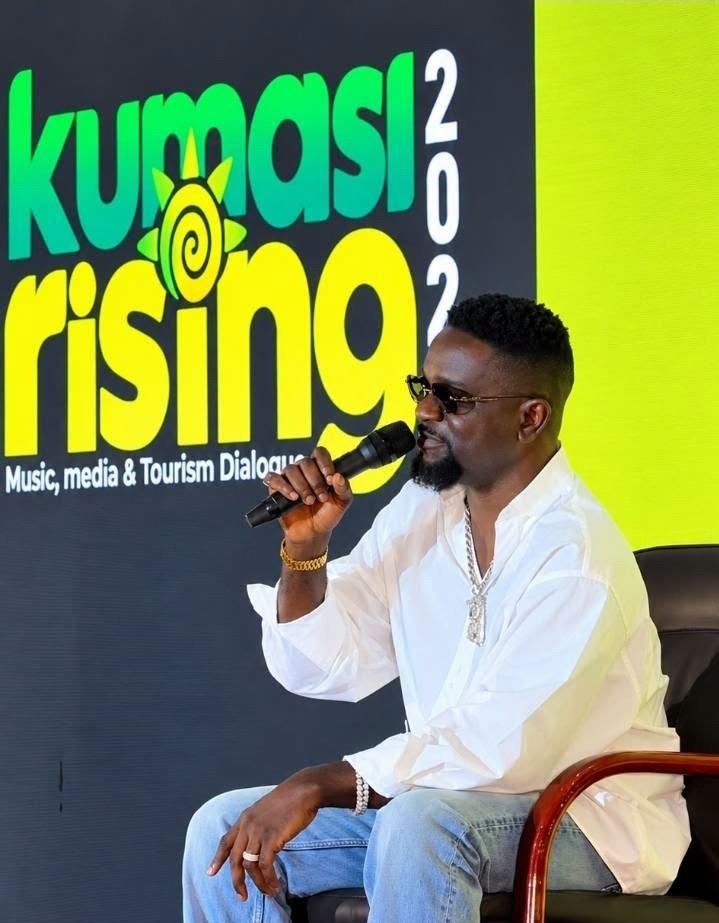 Sarkodie Urges Creatives to Leverage Social Media to Promote Their Work