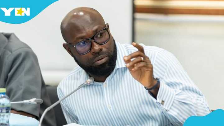 Former SIC Life MD Amma Frimpomaa Duwah and Suame MP John Darko appears before EOCO officials over GH¢27m SIC loss