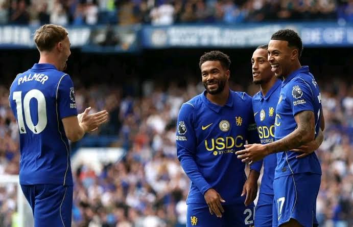Paul Merson says £115m Chelsea midfielder ‘best in the world’ after Bournemouth win