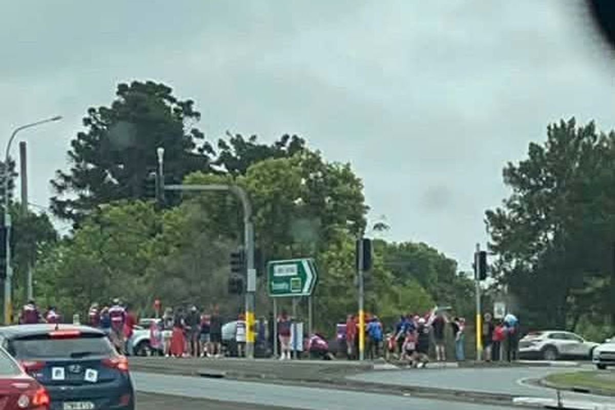 Teen charged after car allegedly hits rugby league fans at parade, injuring 10
