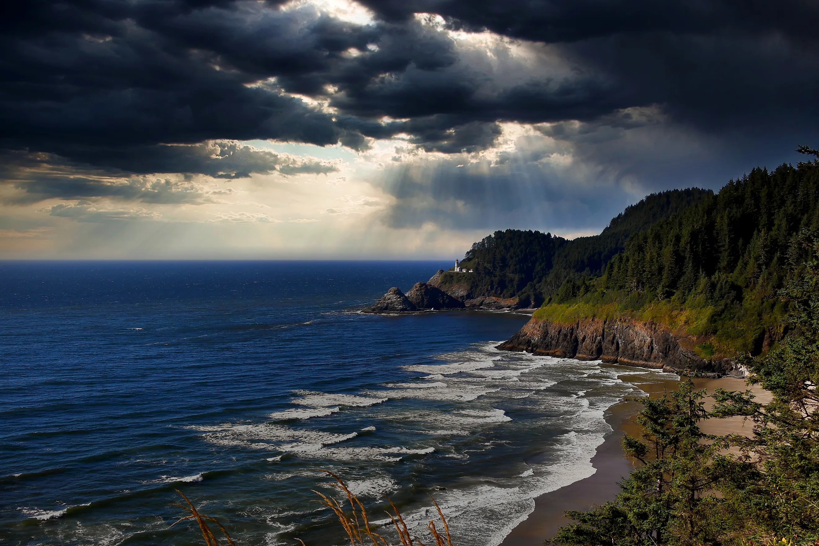 The American Coastlines Where The Seafloor Drops Fastest