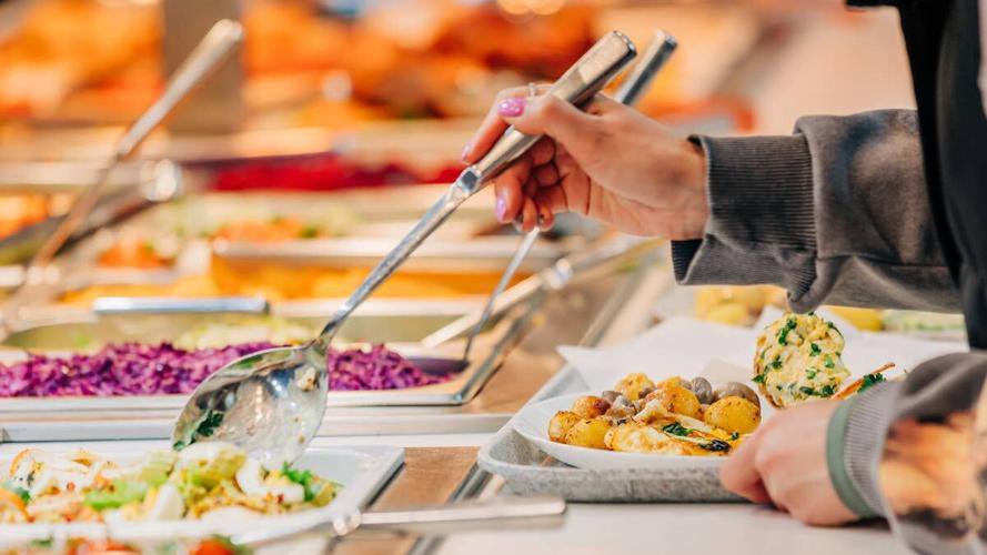 Formerly bankrupt buffet chain comes back after 6-year shutdown