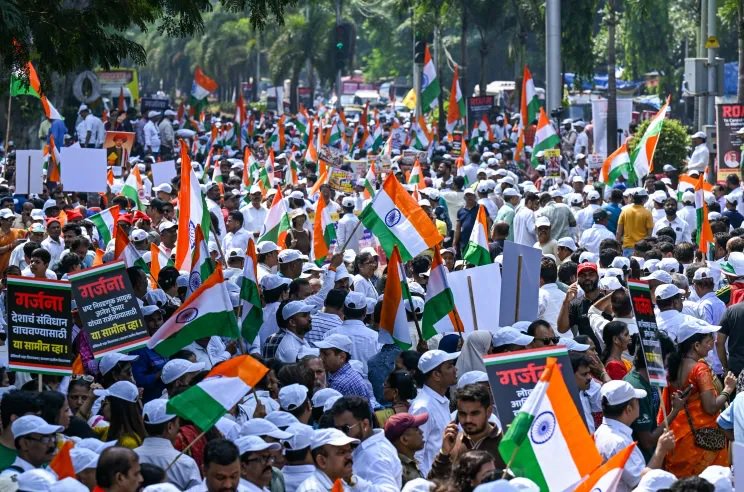Mass protests demanding poll chief resignation shake India for third day