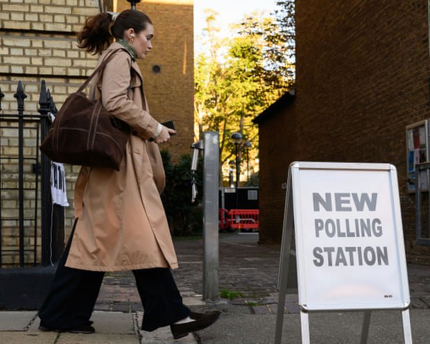 Polls close in Holborn and St Pancras byelection as Labour hope to retain seat
