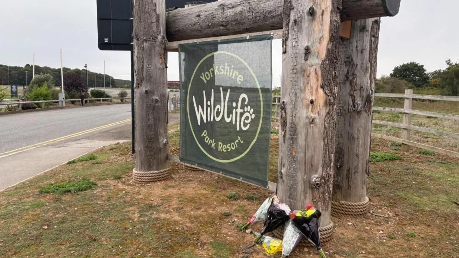Tiger attack park closed for third day