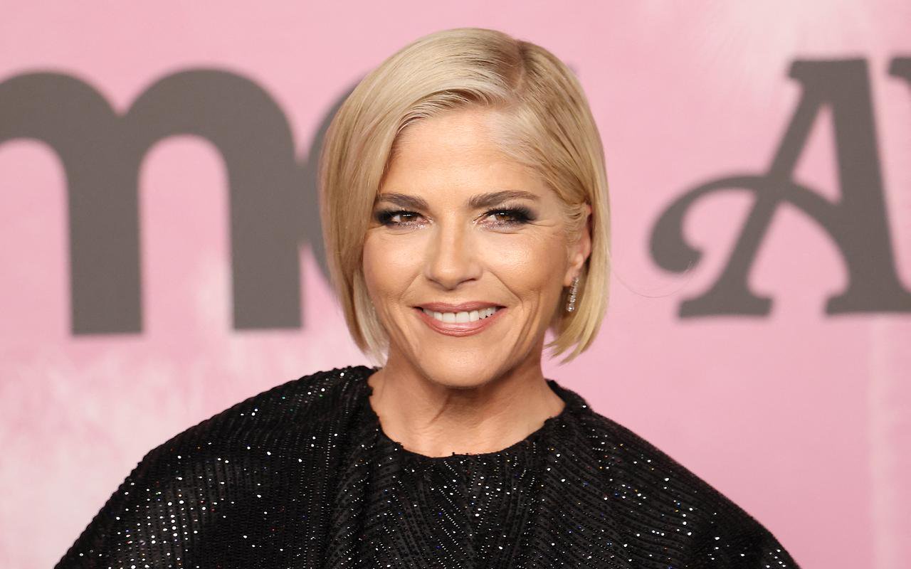 Selma Blair arrest: Everything we know about ‘flight attendants assault’