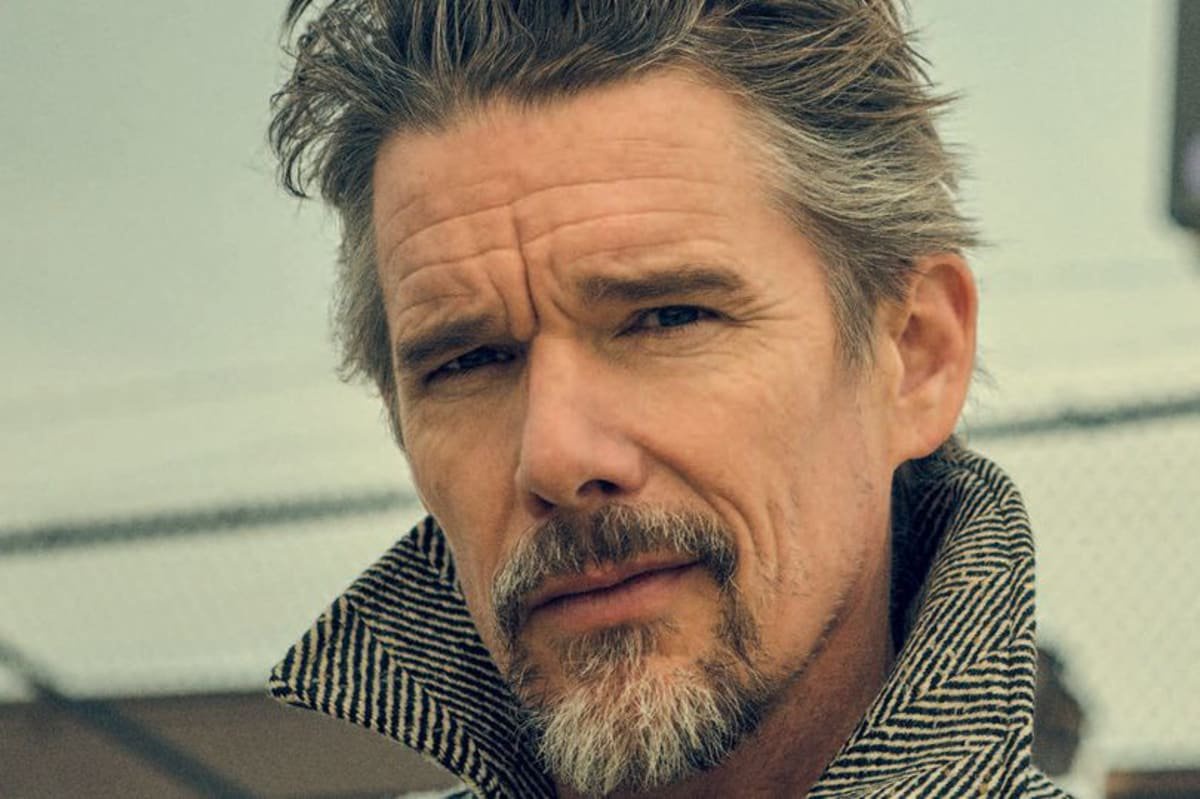 Ethan Hawke tells Drew Barrymore he ‘can’t believe we never dated’ during flirty interview