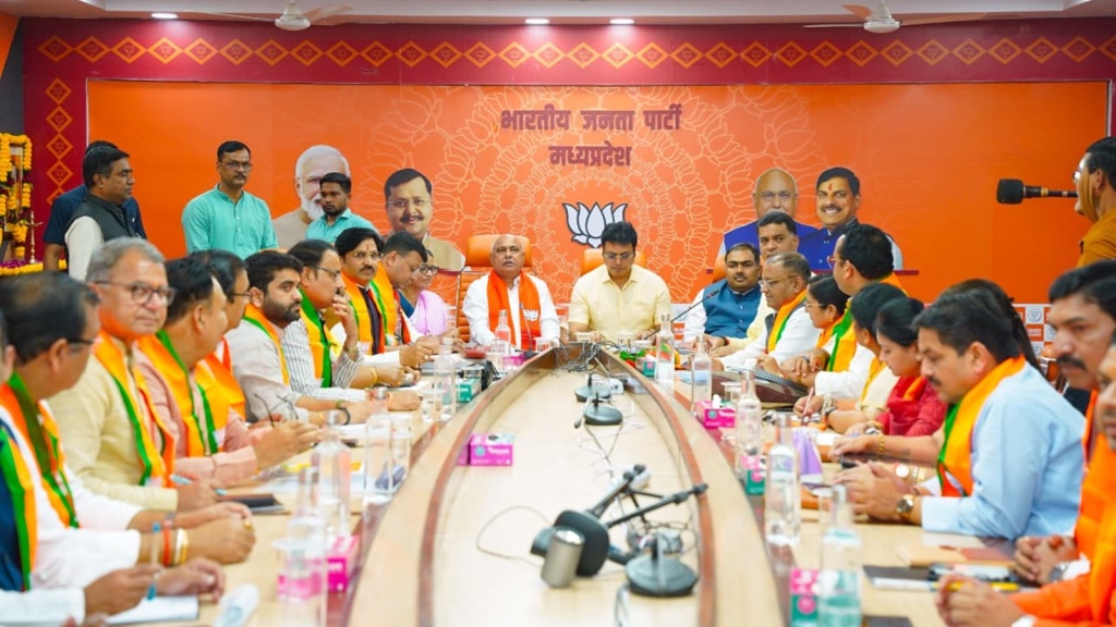 Cut down on flowers, garlands: BJP’s new Madhya Pradesh chief has a message for party members