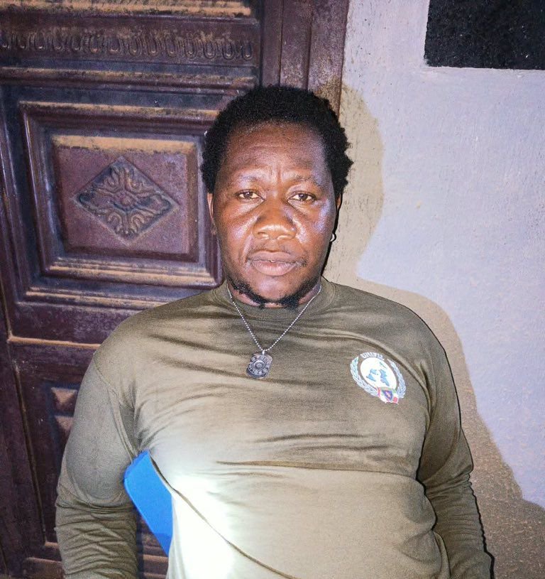 Troops arrest bar owner, recover five guns in Anambra arms racketeering investigation