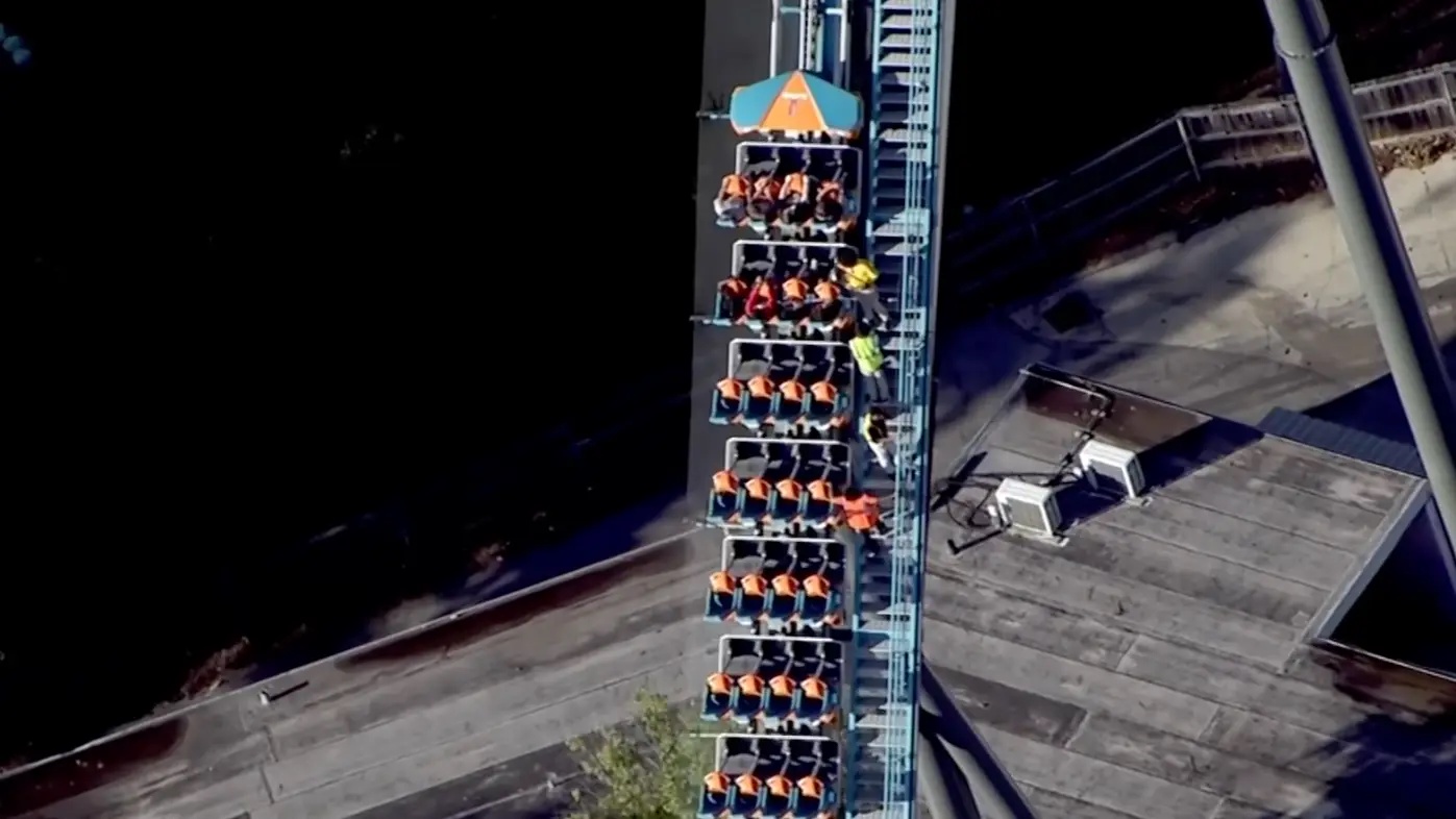 Witnesses described horrific scenes as man dies at Six Flags over Georgia after falling from rollercoaster