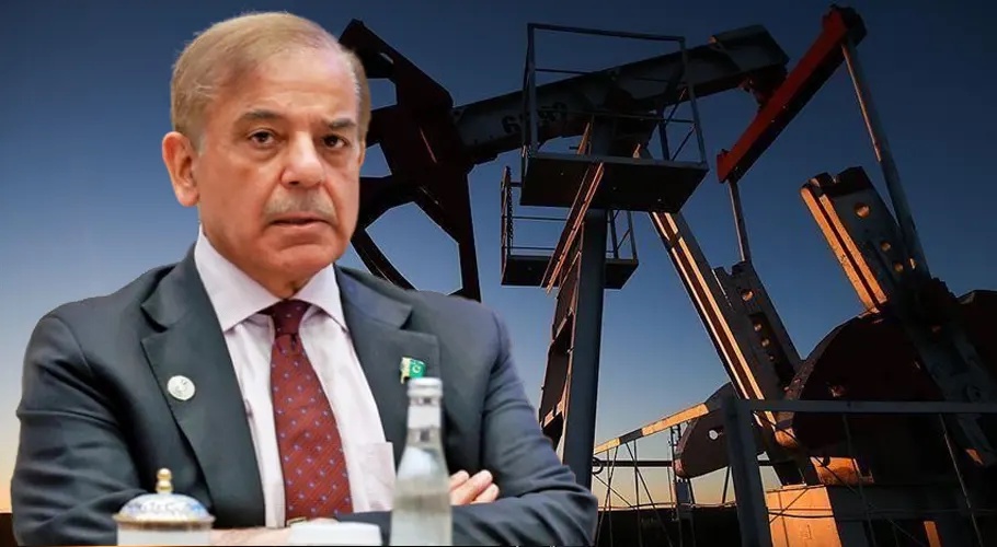 Global Oil Prices Fall, but Pakistan Raises Diesel Rates, Where Is the Public Relief?