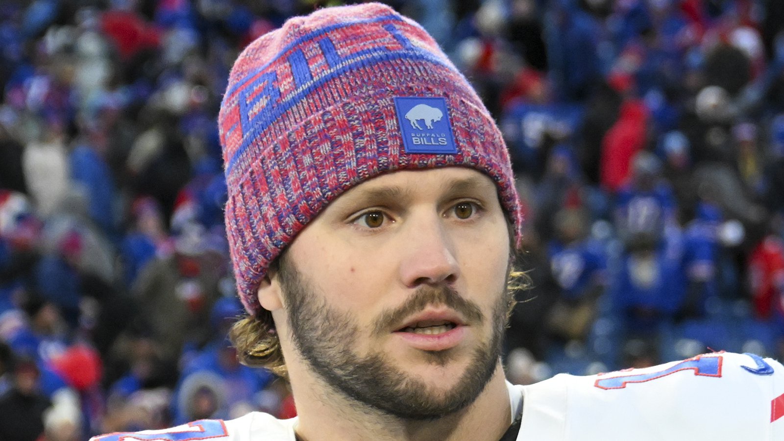 Josh Allen’s highlight leaves wife Hailee Steinfeld going wild
