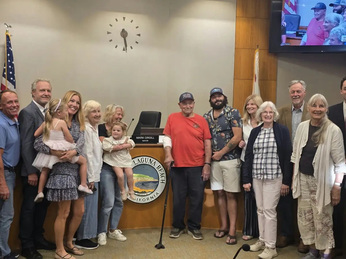 Laguna Beach honors retired fire captain with Seagrave engine dedication