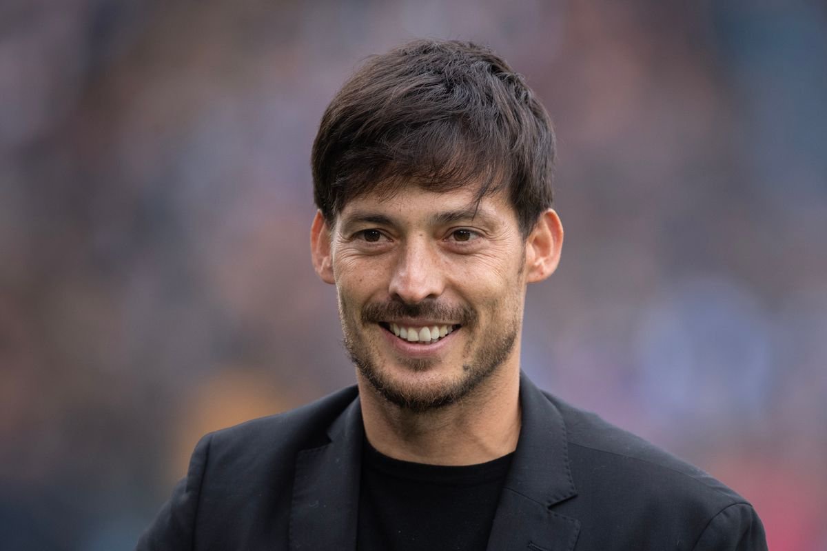 Man CIty icon David Silva comes out of retirement aged 40 after accepting surprise offer