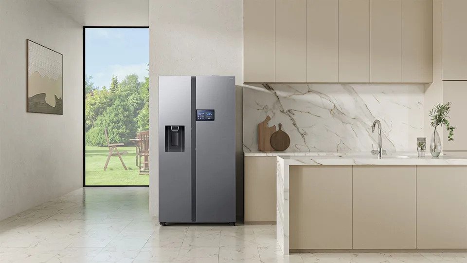 This smart refrigerator has a 9-inch screen with voice control and automatic doors, but that’s not even my favourite feature