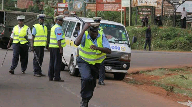 EACC Officers Caught Traffic Policeman Red-handed With M-Pesa Till Number He Uses To Collect Bribes