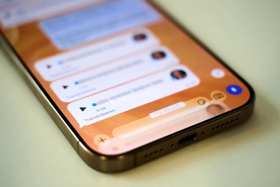 WhatsApp now lets you convert voice messages into text – here’s how