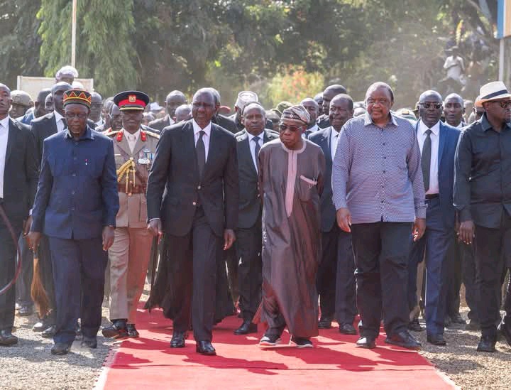 Uhuru, Ruto’s Handshake Looms as the Duo Expected to Share Podium at the Late Raila’s Anniversary