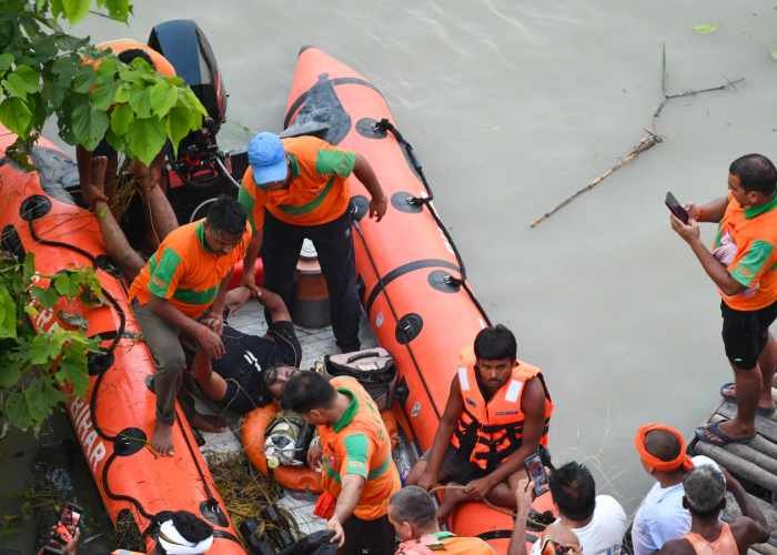 Bihar Boat Tragedy: Death Toll Reaches 13, Leaders Express Condolences