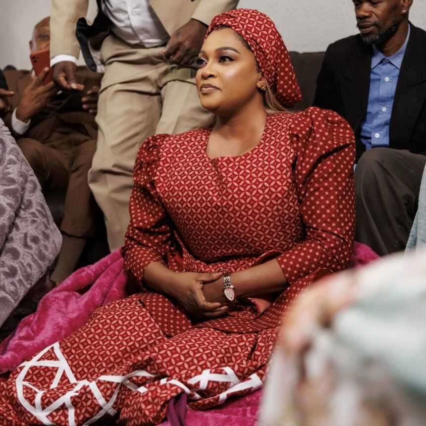 Lethabo LeJoy Introduces Herself as Mrs R