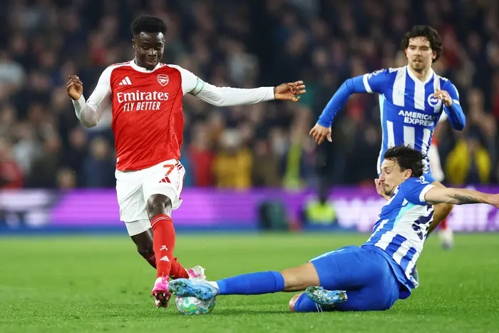 He falls too much — What Arsenal record holder said about Bukayo Saka