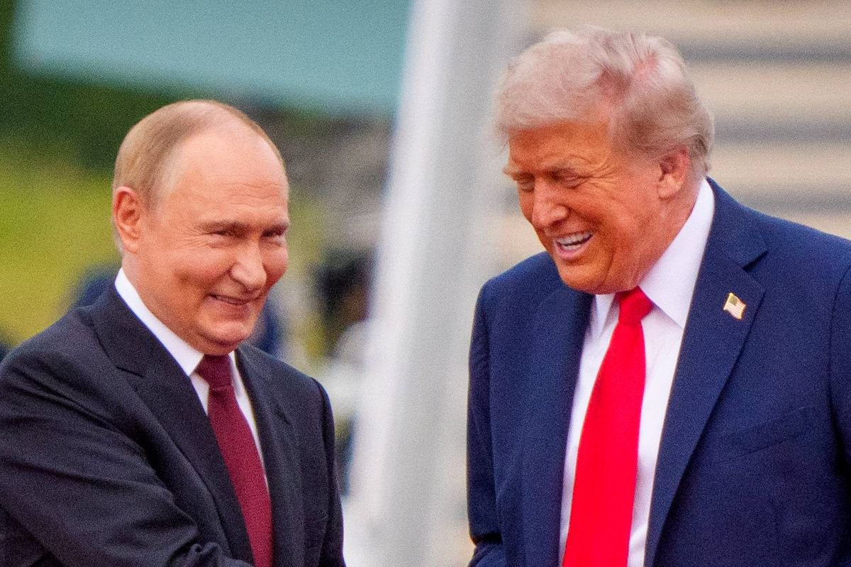 Trump blasted as ‘weak’ by Zelensky after he takes 5million tonnes of diesel from Russia in Putin sweetheart deal