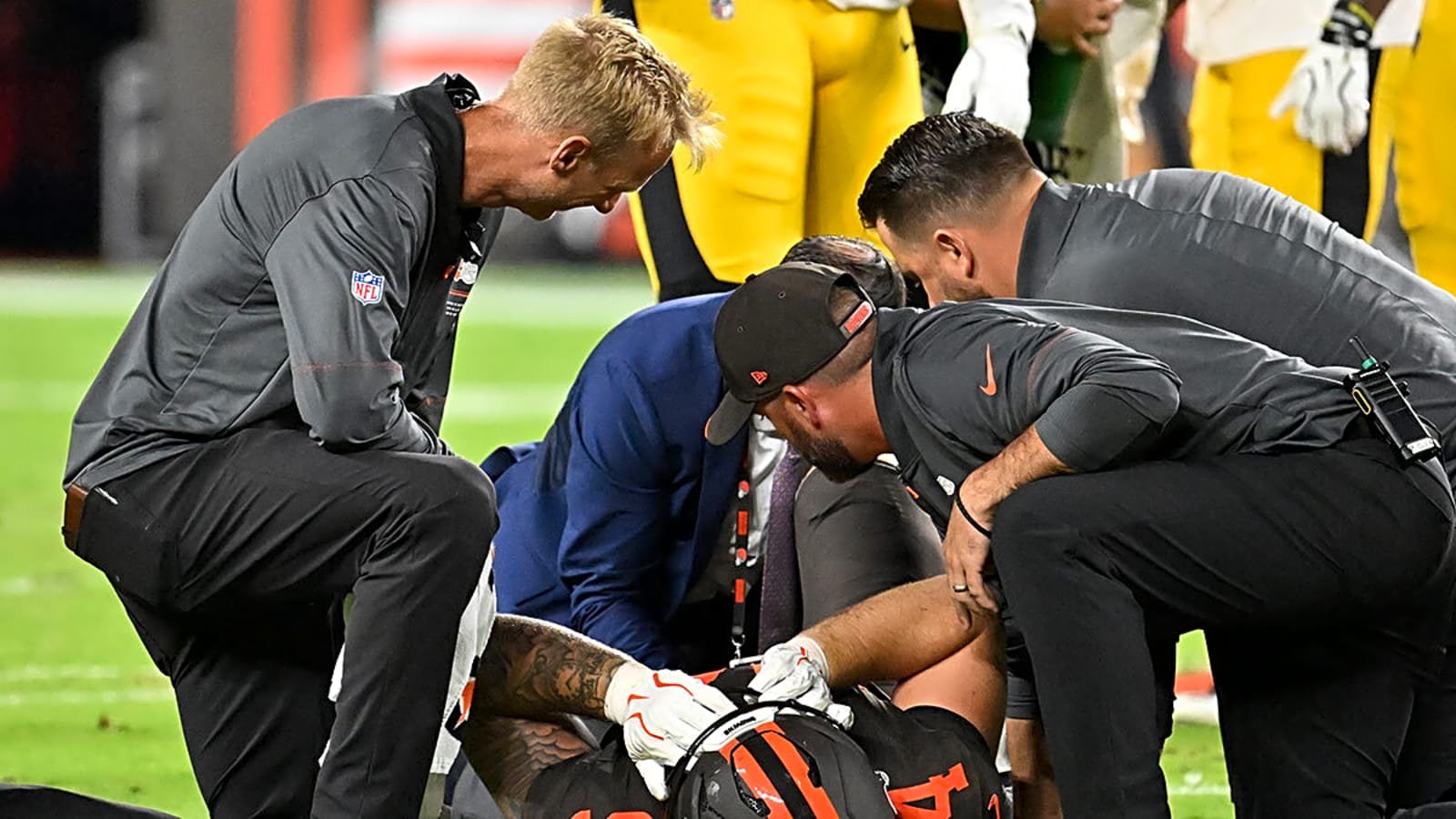 Cleveland Browns Defensive Tackle Mason Graham Leaves TNF With Injury