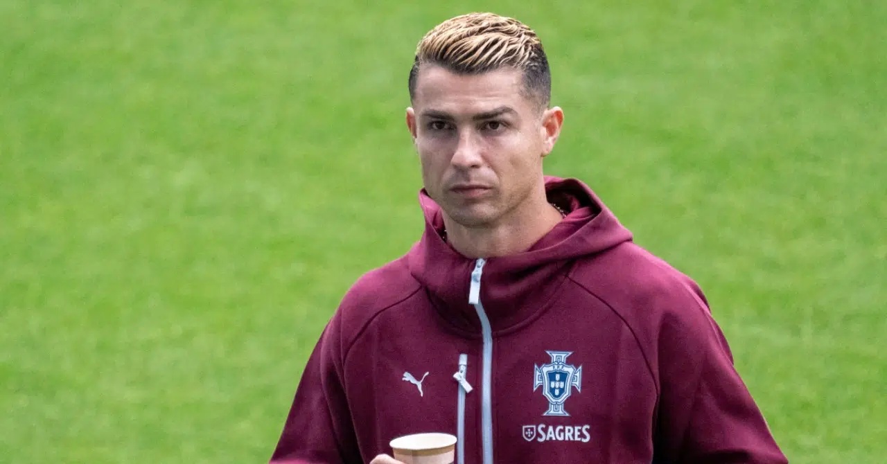 Portuguese chief confident he can solve ‘misunderstanding’ but Jesus won’t apologise to Ronaldo