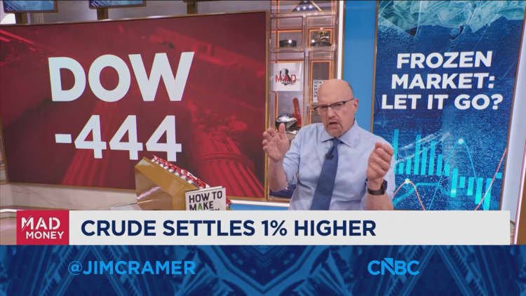 Cramer says ‘frozen’ conditions are holding many stocks back. Here’s what could change that