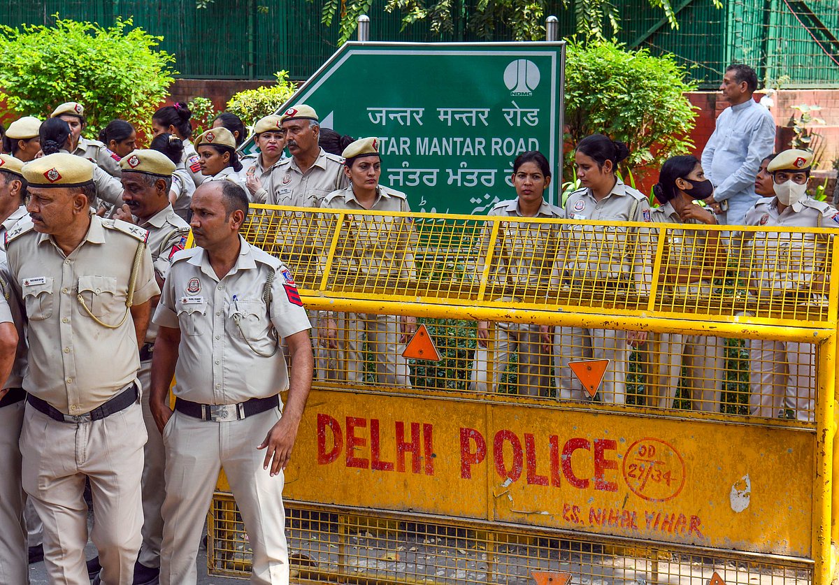 ‘Find an alternative space’: SC asks Delhi authorities to identify alternative protest venue to Jantar Mantar