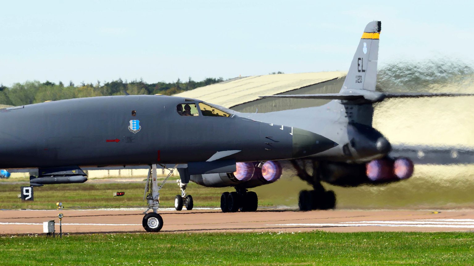 B-1B Bombers Make Hasty Departure From England