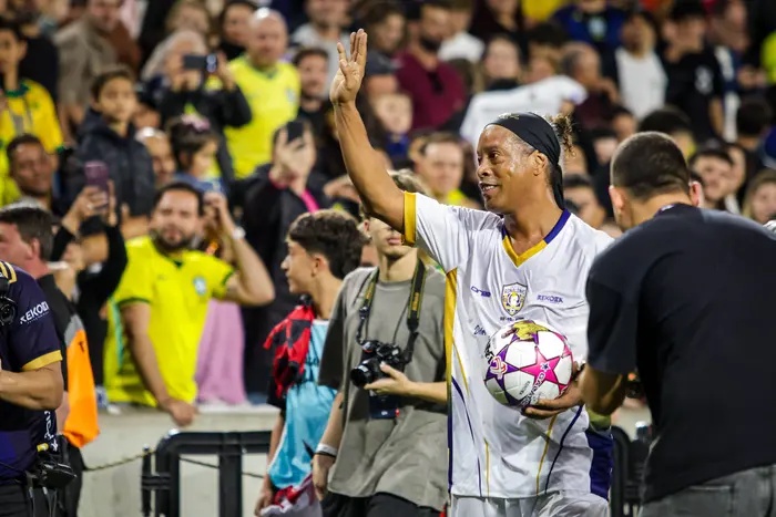Brazil legend Ronaldinho set to come out of retirement at 46
