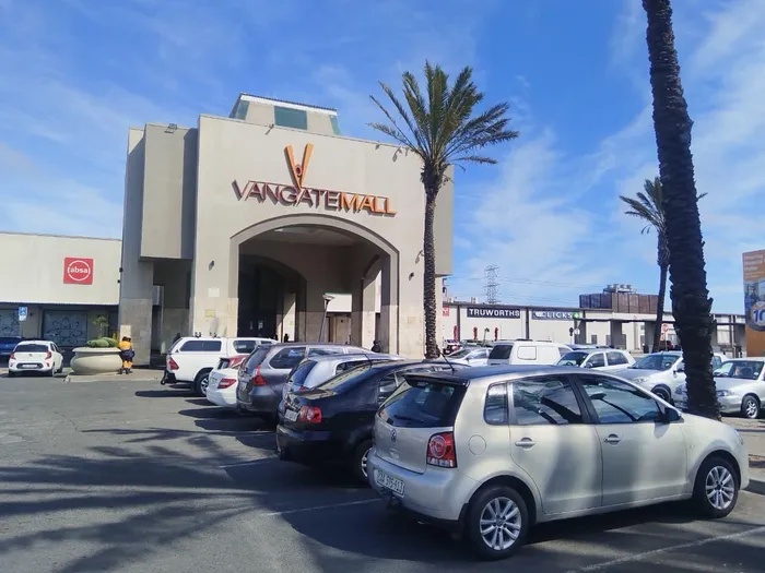 Hijacking scare at Vangate Mall prompts security checks after videos circulate online