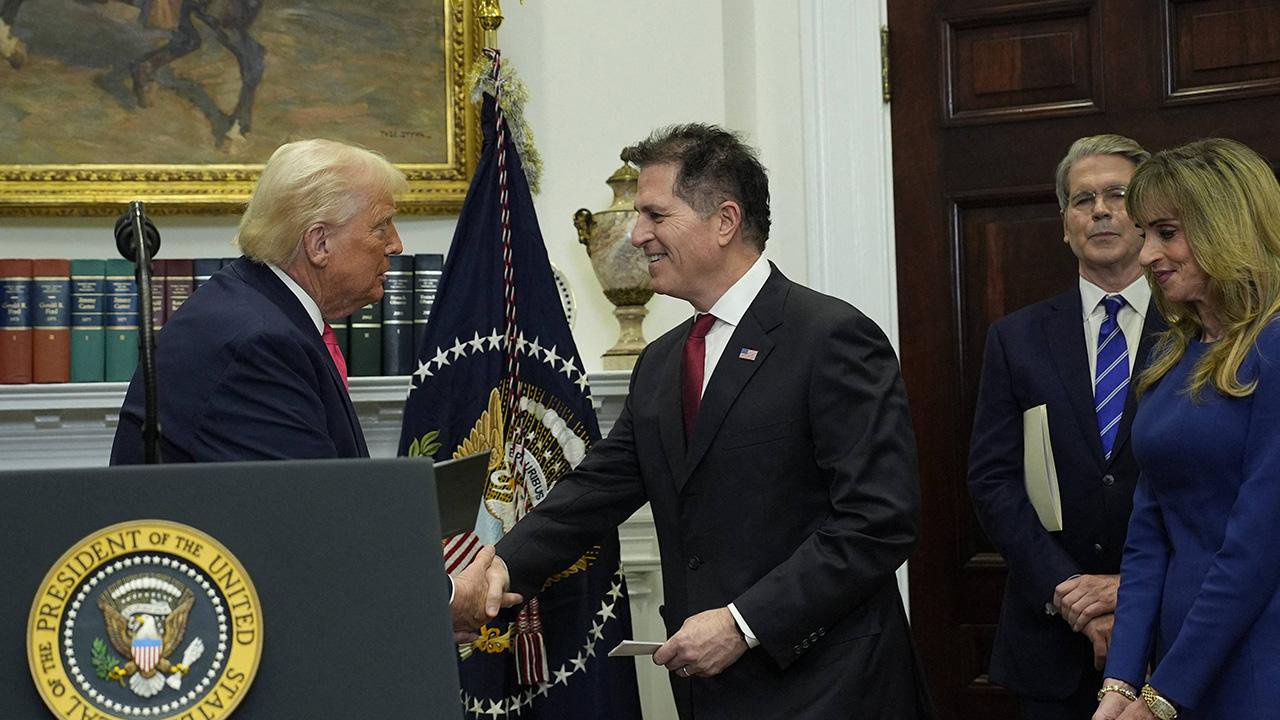 Billionaire Michael Dell Hits Back at ‘Evil’ Critics Mocking Wife Susan Dell’s Unrecognizable White House Appearance