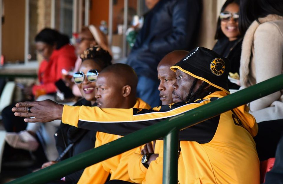 Letsholonyane Sends Strong Message to Kaizer Chiefs Players as Expectations Rise at Naturena