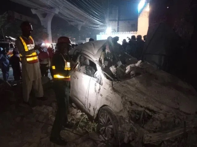 Five youths killed as speeding car overturns, catches fire in Multan