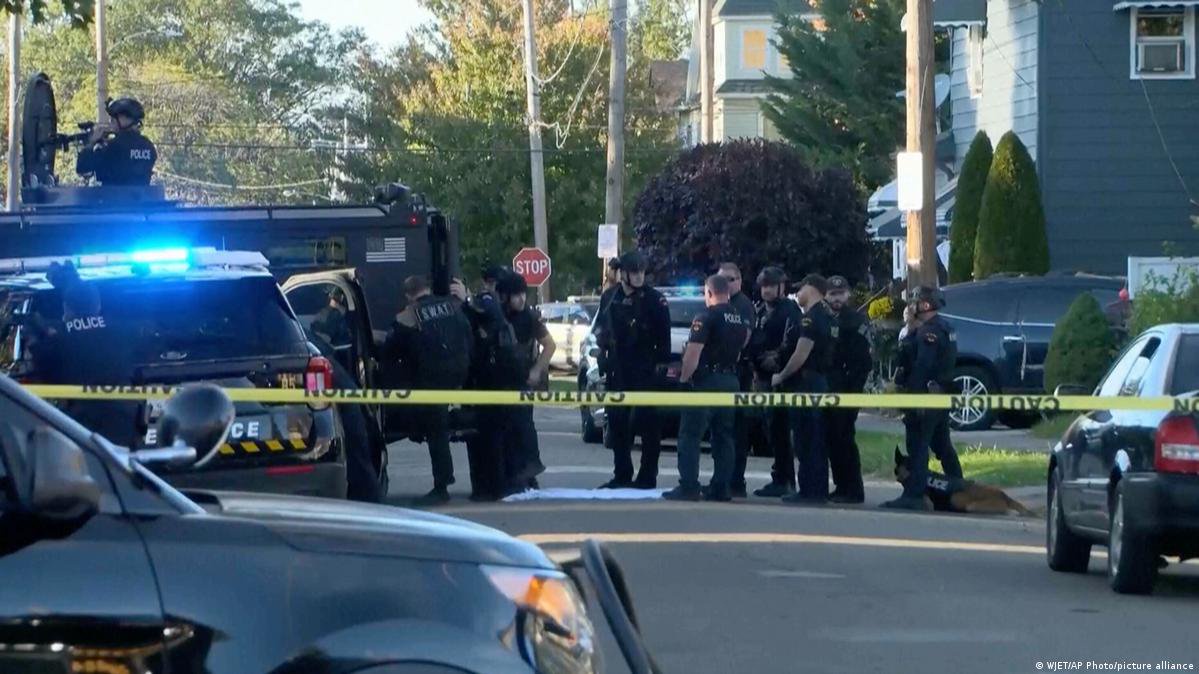 Shooter kills 8 people and himself in Pennsylvania — police