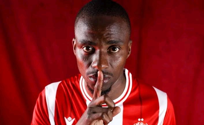 Kaizer Chiefs Fail To Agree Personal Terms With Thembinkosi Lorch