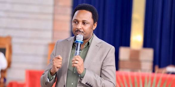 Karungo Wa Thangwa Alleges How Ruto Plans To Use The Ebola Outbreak To His Advantage