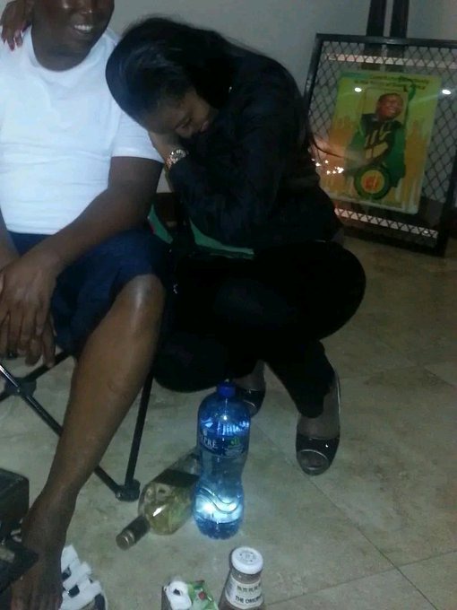 Old Photos Show Tlangi Mogale Resting Her Head on Julius Malema’s Shoulder