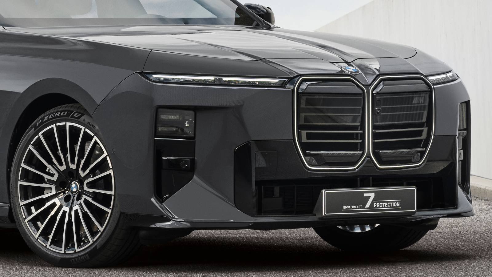 This Burly BMW 7 Series Is Actually A Luxurious Armored Personnel Carrier
