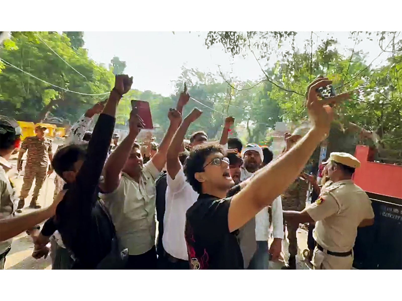 Jantar Mantar trespassing case involving CJP’s Ashutosh Ranka, Saurav Das transferred to Crime Branch