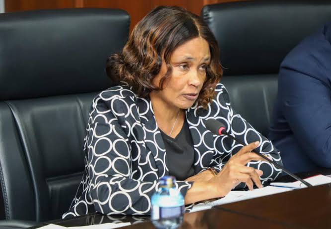 Teachers banned from doing any side hustles businesses in new law