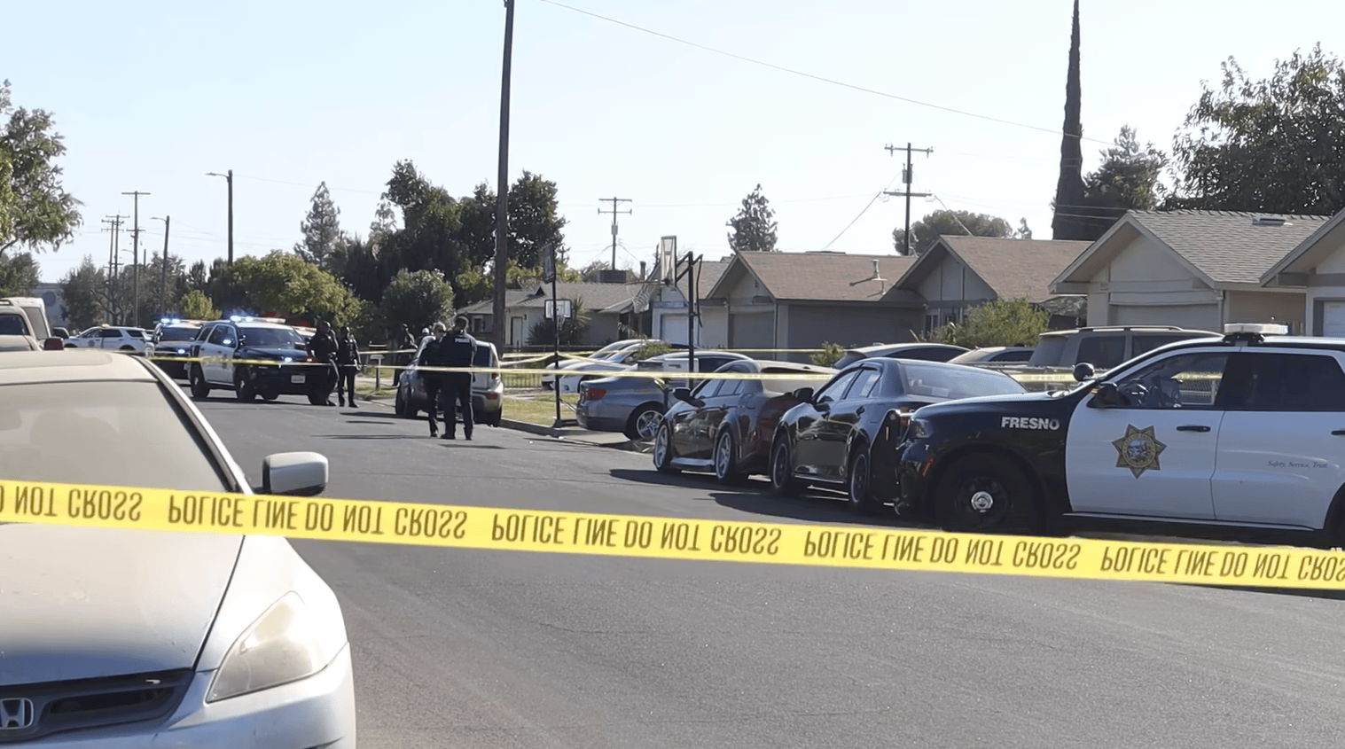 1 dead, 1 critical after shooting in Fresno, police say